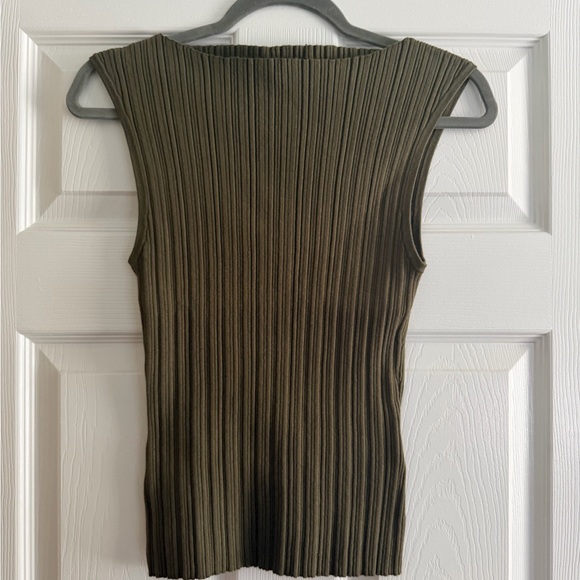Quince Cotton Cashmere Ribbed Tank (NWT, Size M) - Picture 2 of 4